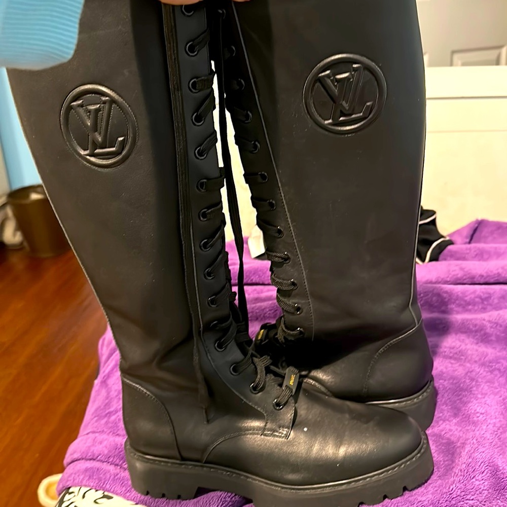 Fake LV combat boots
